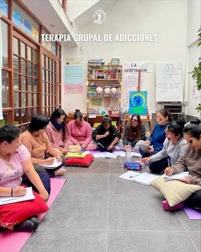Luz en mi Camino | Comunidad terapéutica mujeres adicciones Punta Hermosa Lima Perú foto 2